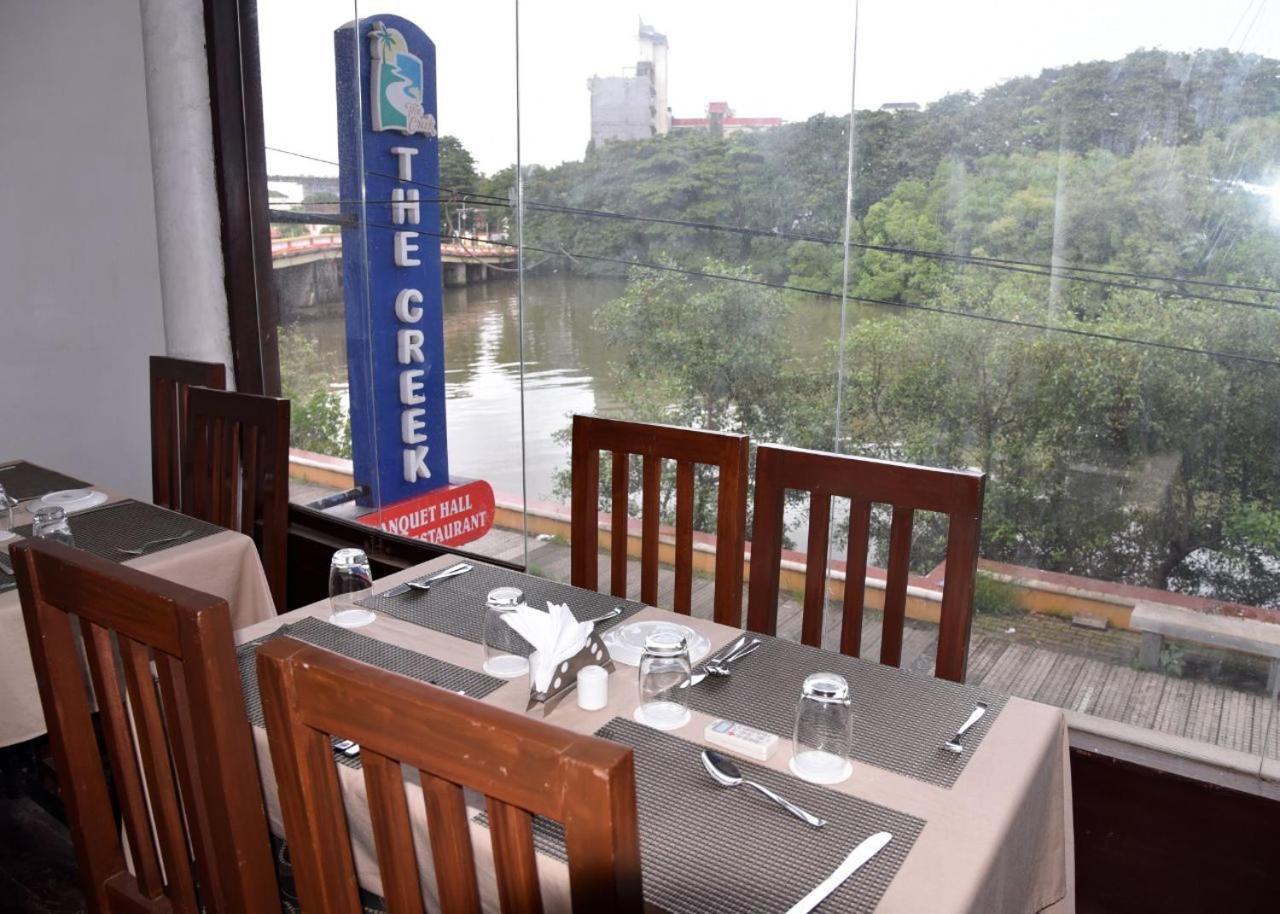 Creek - Hotel